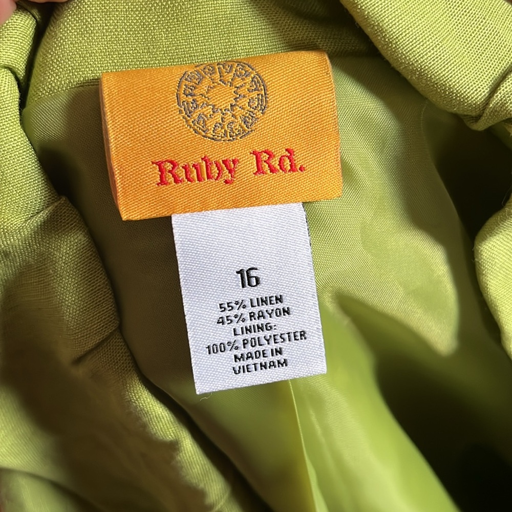 New Ruby Rd. Avocado lined jacket. - Picture 12 of 16